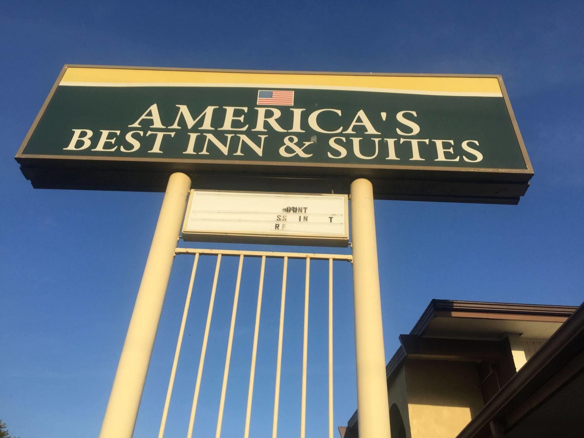 Americas Best Inn&Suites Urbana Bagian luar foto